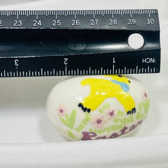 Easter Egg With Yellow Lamb & Pastel Floral Design Hand-Painted Vintage Ceramic - Picture 8 of 8